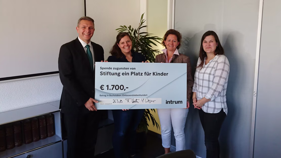 2019 Intrums Spende: Stiftung ein Platz für Kinder